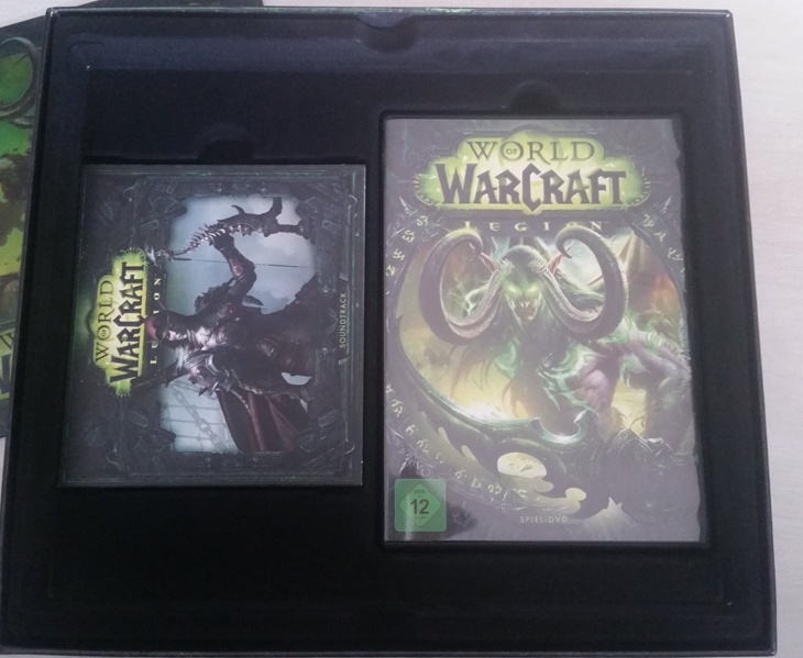 World of Warcraft Legion Collectors Edtion unboxing Game and Soundtrack