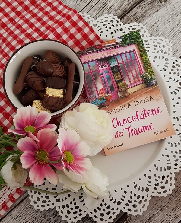 Die Chocolaterie der Traeume von Manuela Inusa aus dem Blanvalet Verlag - Valerie Lane 2